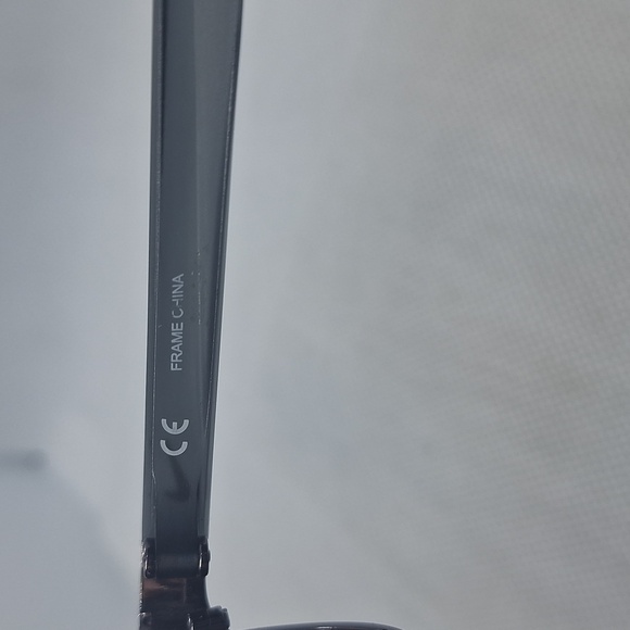 NIKE 8131 C.073 55-17-140 Rx Eyeglass Frame, Pre-Owned - Picture 4 of 7